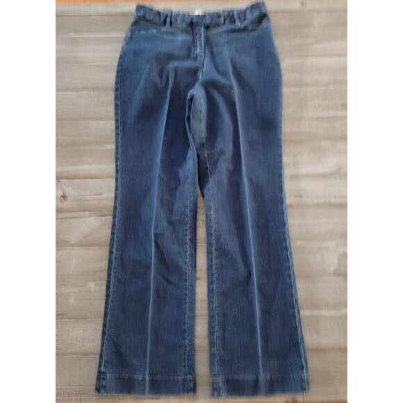 Coldwater Creek Women’s Blue Jeans Size 12 Dark Wash 2 Pockets - Picture 2 of 8